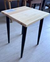 Табурет 0,3*0,3*0,48мм с метал. ножками (сосна) 