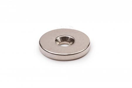 Неодимовый магнит-диск 20х3 мм с зенковкой 4.5/7.5 мм