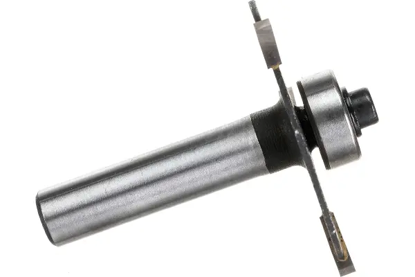 Фреза 3-х перьевая 8*2*40