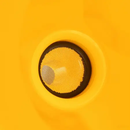 Воронка пластиковая 135мм с металлическим ситом, гибкий наконечник// Denzel