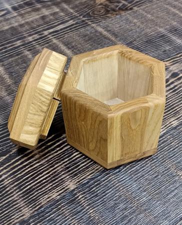 Сахарница из ясеня