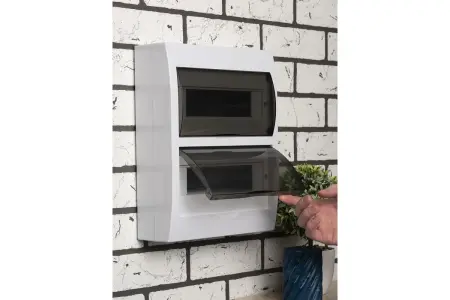 Бокс настенный HOROZ ЩРН-П-24 IP40 черный 600-001-240