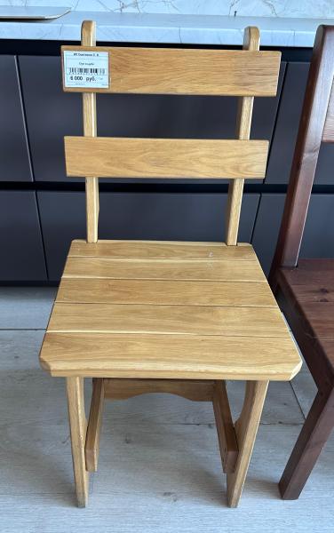 Стул из дуба 